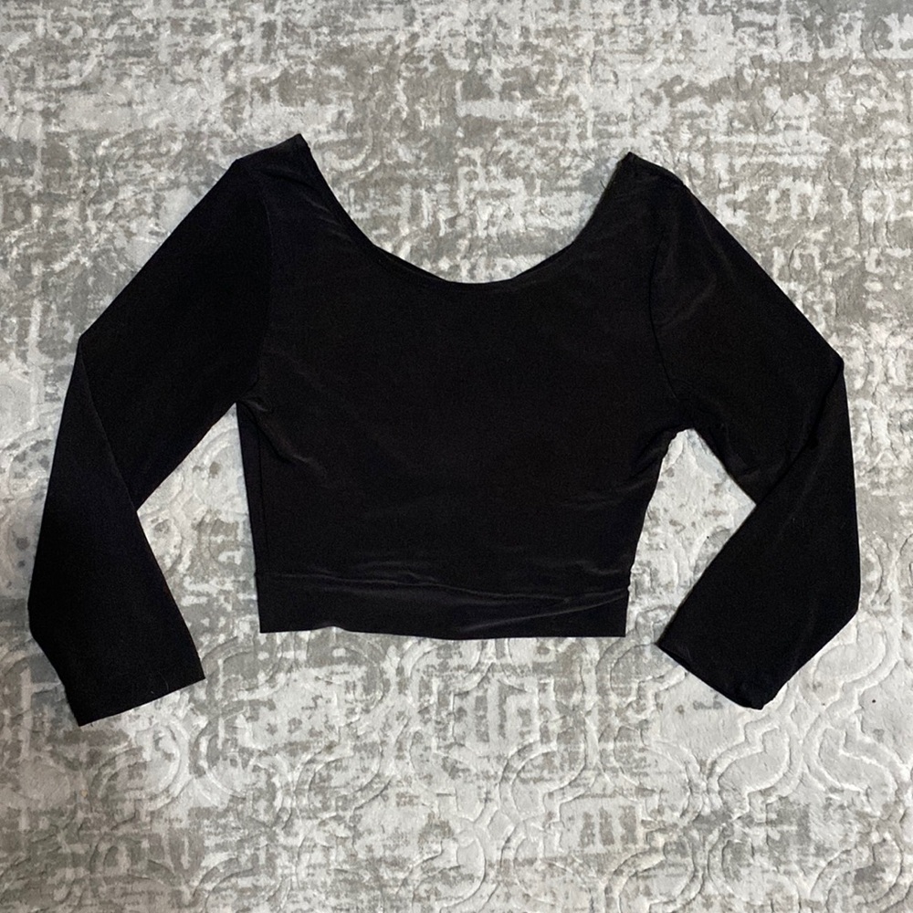 🔥4/20! Black love culture, open back bow crop top. Size Small